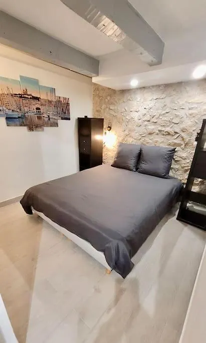 Apartment Grand T5 Avec Patio Et Sauna A 5Mn A Pied De La Plage Des Catalans Marseille